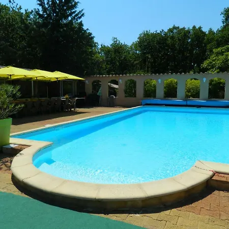 펜션 Les Des Dryades *